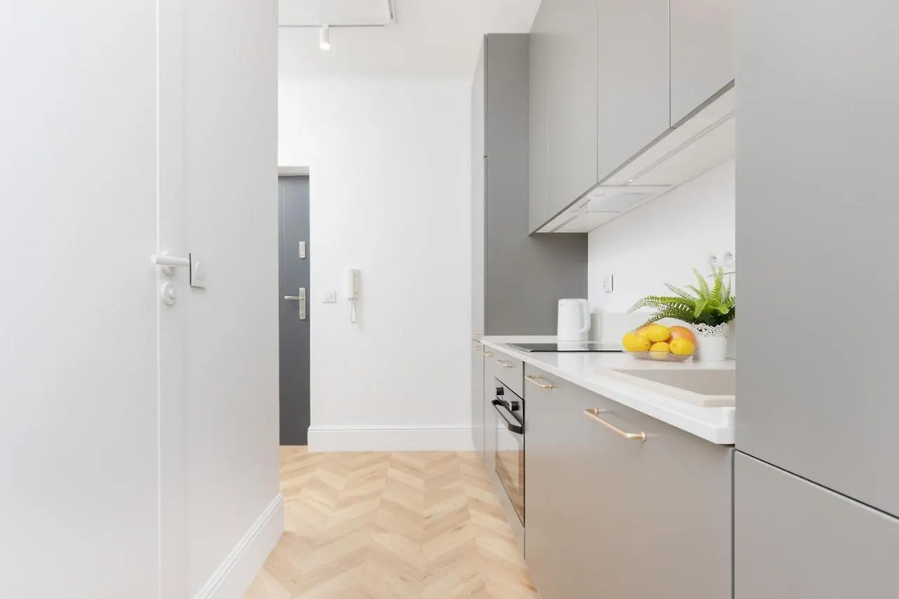 Citycenter Fashionable Apartment Warsaw By Noclegi Renters